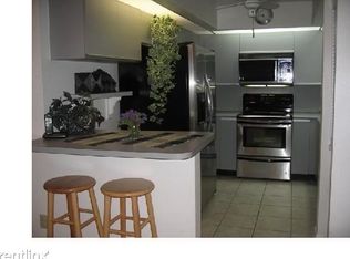 901 SW 112th Ave, Pembroke Pines, FL 33025