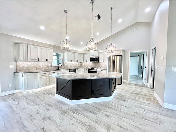 2nd image of 6425 SW 180th Cir