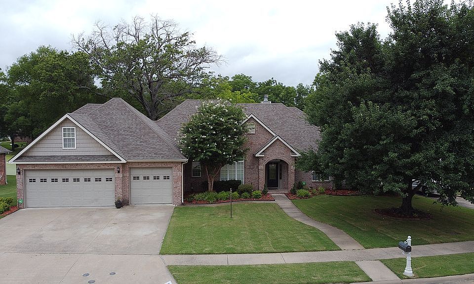 1st image of 1500 Lakeview Dr