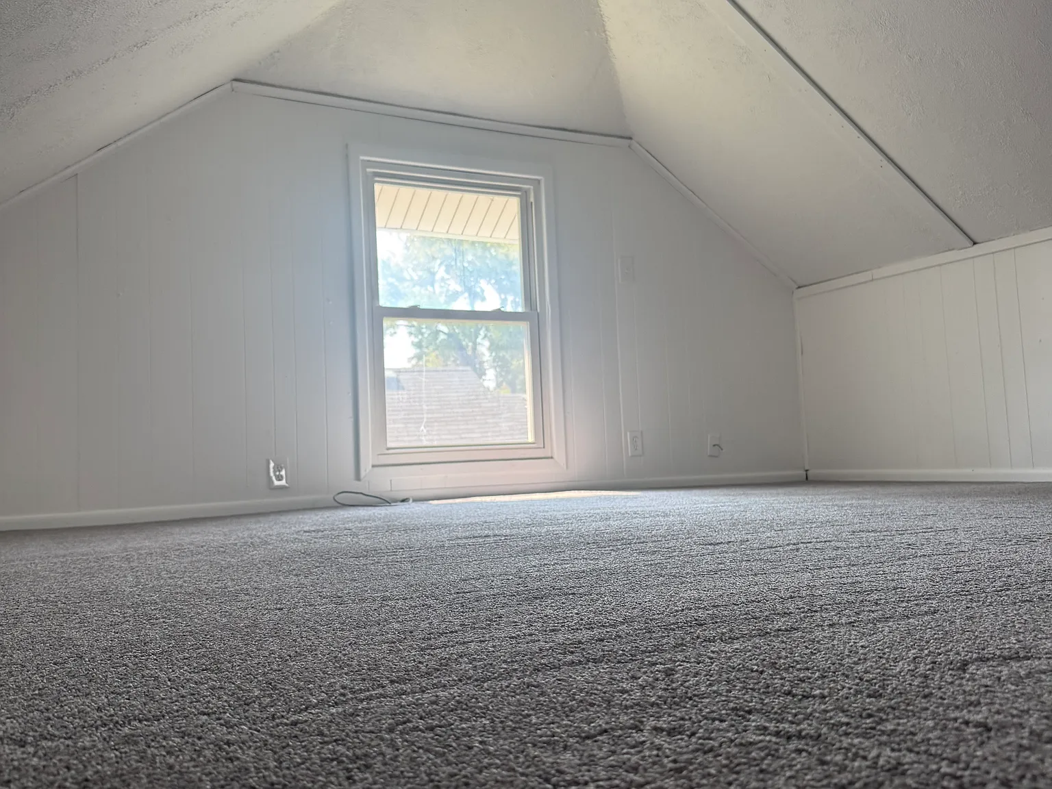 4 bed, 1117 sqft, $1,950 — Photo 4