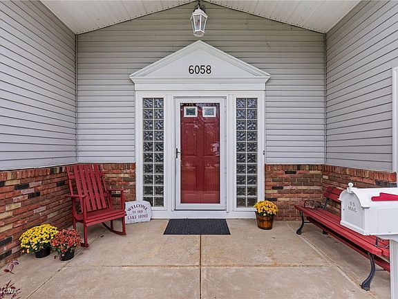 3rd image of 6058 Cedarwood Rd