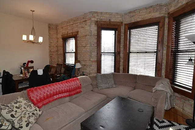 1756-58 W Montrose Ave #1 — Photo 8