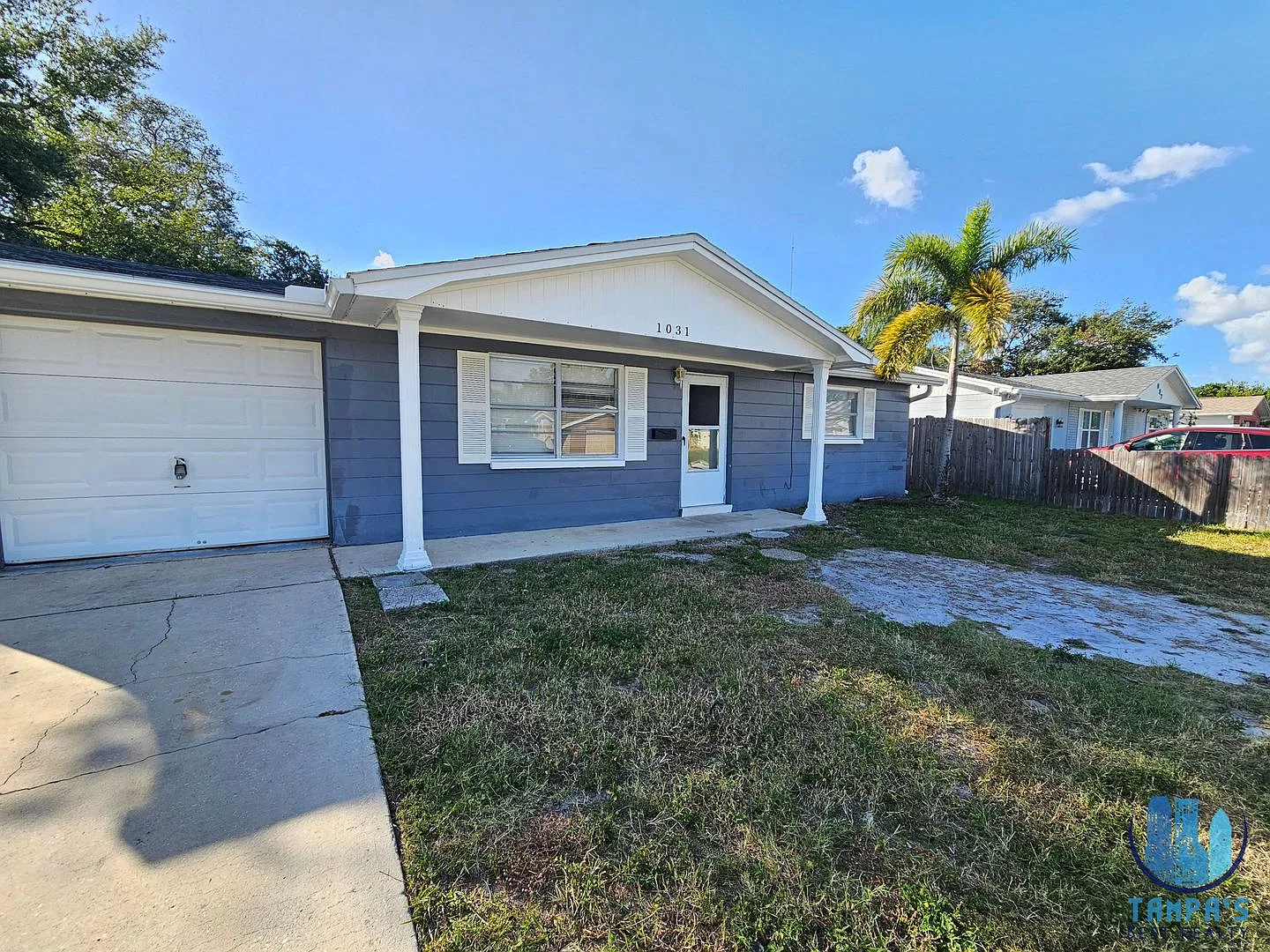 2 Bed | 1 Bath House Available For Rent In Holiday! *Move-In Special* — Photo 1