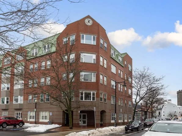 289 Essex St APT 101, Salem, MA 01970