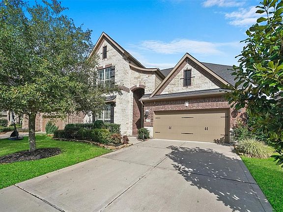 2nd image of 27814 Hunters Rock Ln