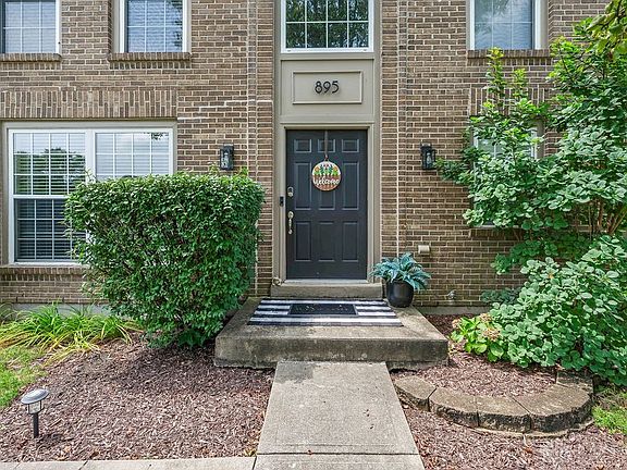 2nd image of 895 Grandstone Ct