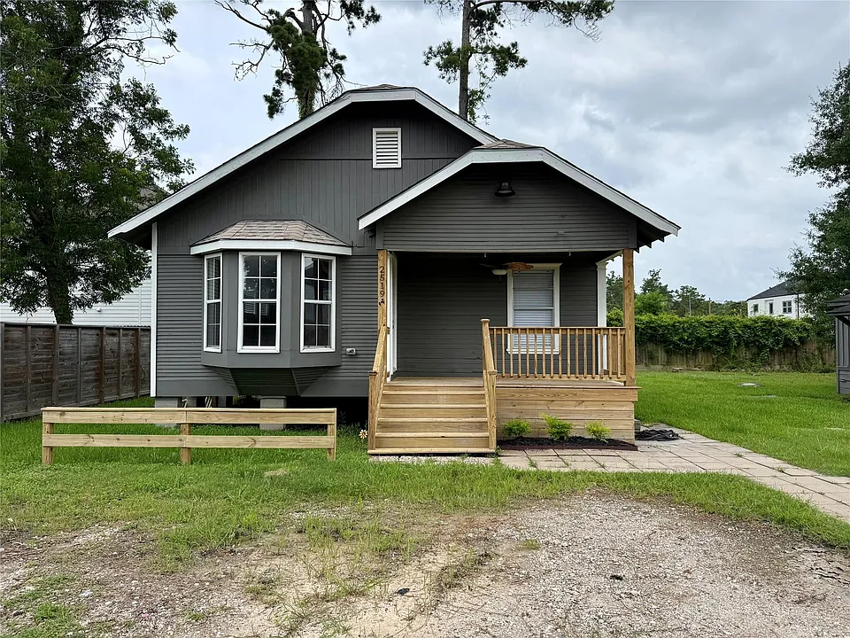2519 Paul Quinn St