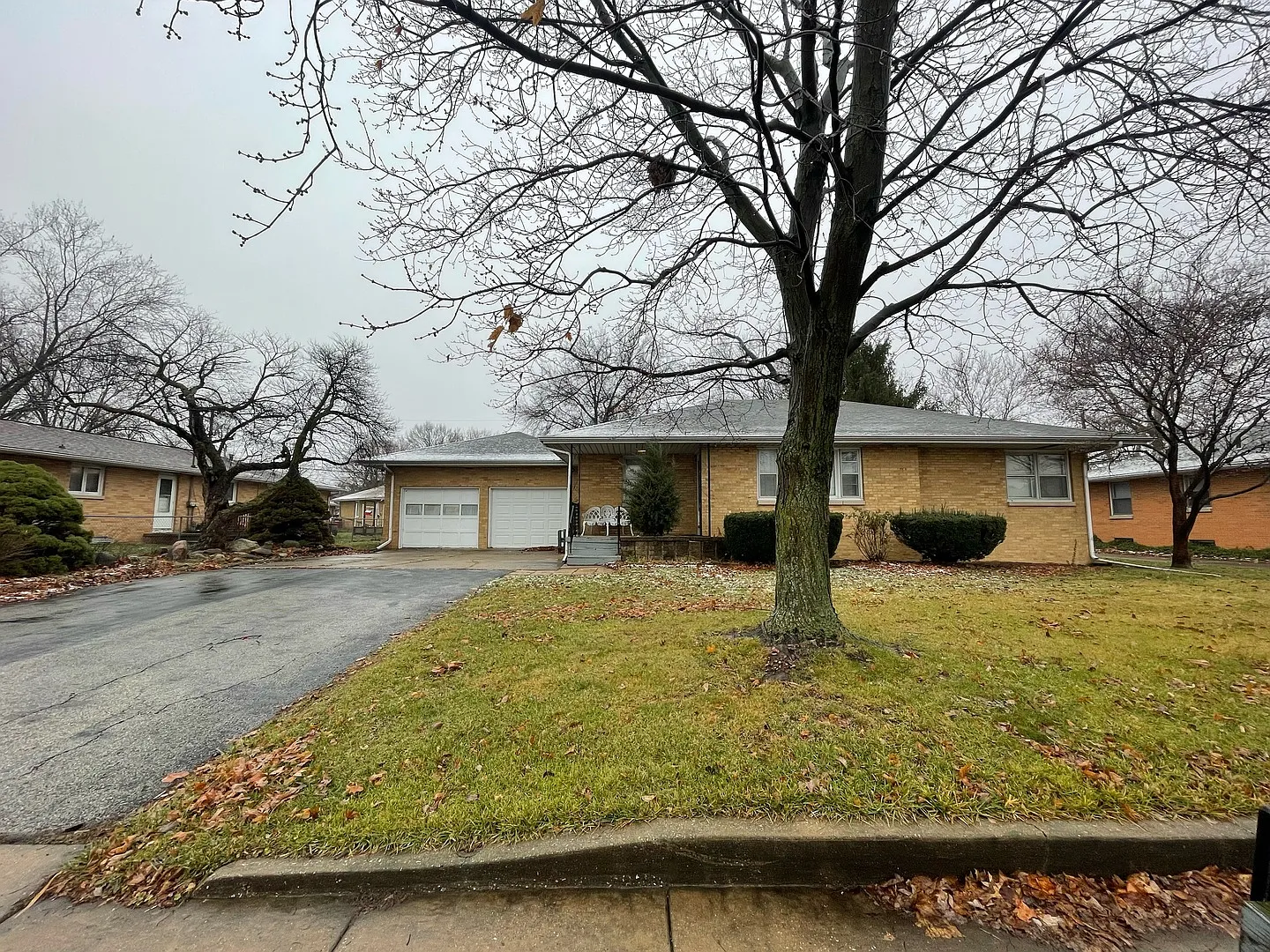 1203 W Bloomington Rd photo 1