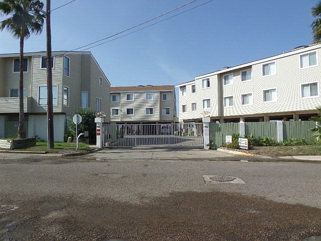 1st image of 401 Island Ave #61