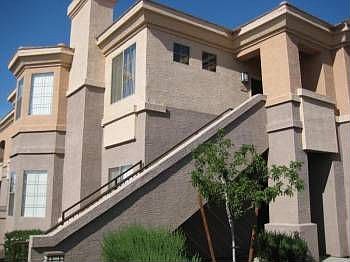 4th image of 1941 S Pierpont Dr #2014