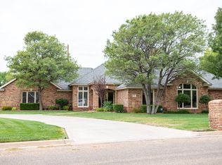 317 Mesa Cir, Plainview, TX 79072