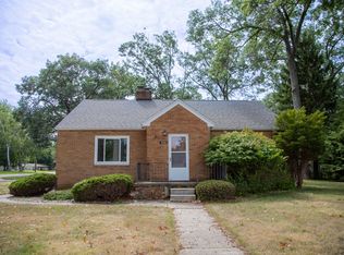 2115 W Norton Ave, Norton Shores, MI