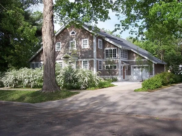 201 Elm St, Northfield, MN 55057
