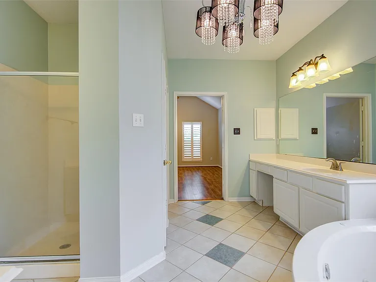 1803 Senca Springs Ct — Photo 35
