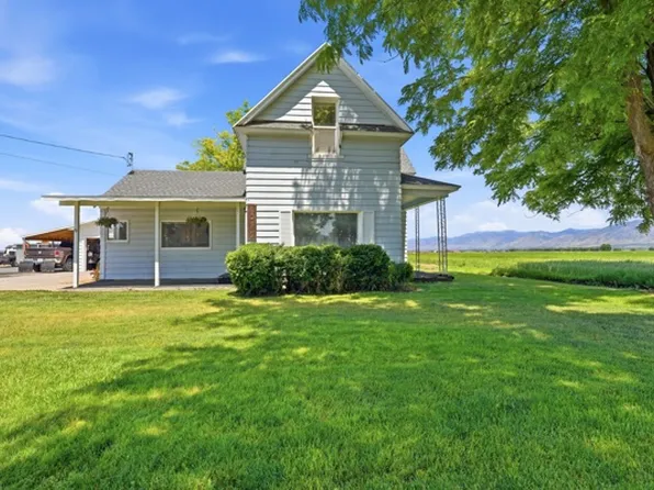 1025 E Main St, Wellsville, UT 84339