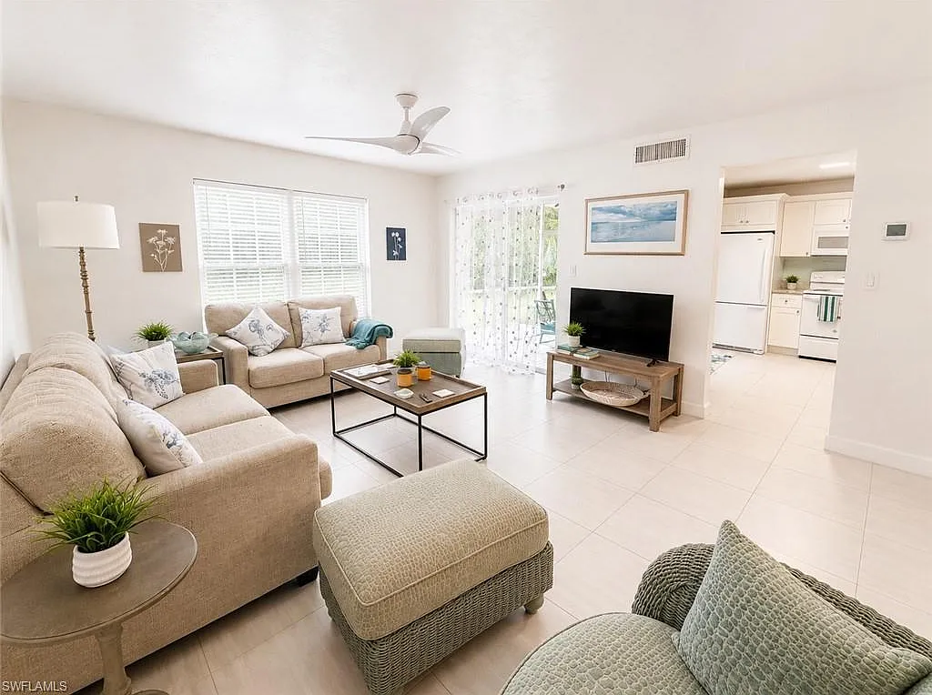 2 bed, 2.0 bath, 1280 sqft, $2,100 — Photo 4