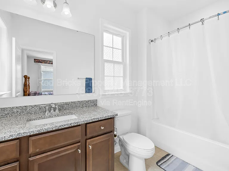 14917 Baldridge Dr — Photo 37