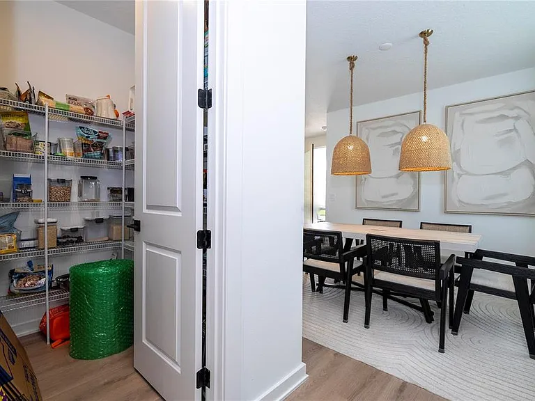 2184 Broadbrook Dr — Photo 35