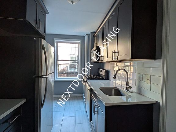 4th image of 42 W 29th St #4DM