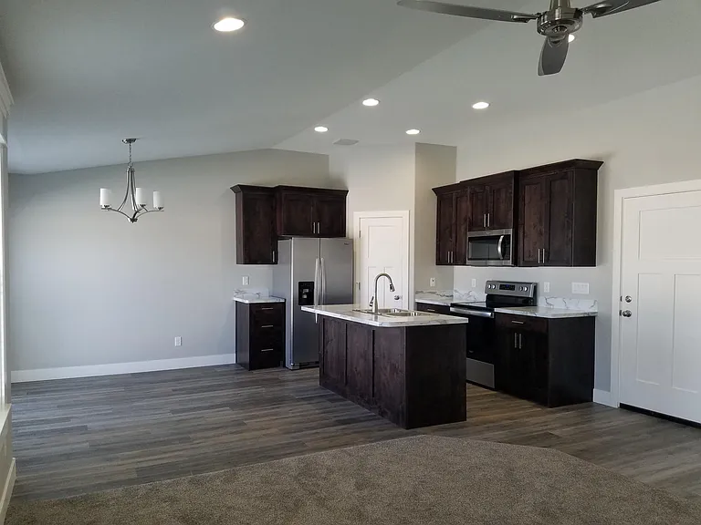 3287 E Kathaway Ln — Photo 10