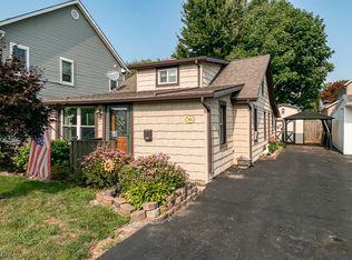925 Windermere Dr, Willoughby, OH 44094