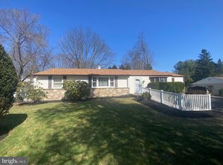 135 Laurel Rd, Southampton, PA 18966