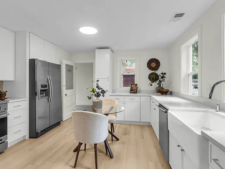4412 Holmes Ave — Photo 10