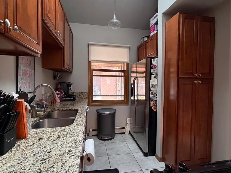 3151 Bell Dr — Photo 2