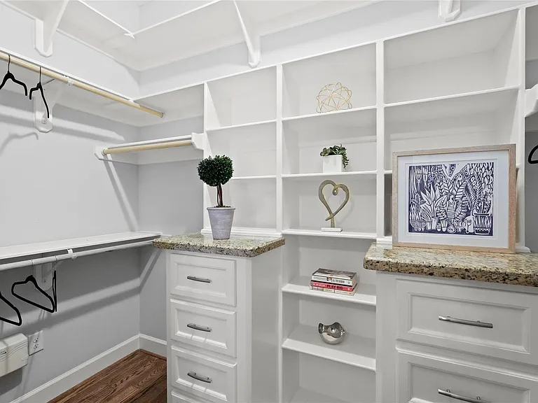 2802 Morrison St #206 — Photo 12