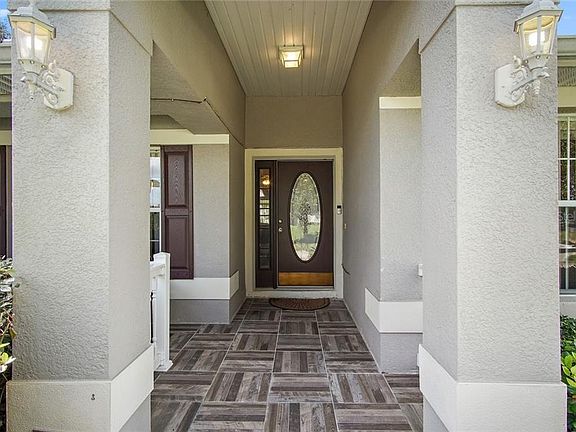 4th image of 24227 Calusa Blvd