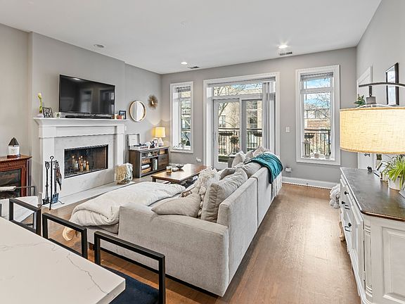 4th image of 1513 W Diversey Pkwy #1517-3W