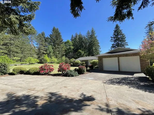 34566 SE Gunderson Rd, Sandy, OR 97055