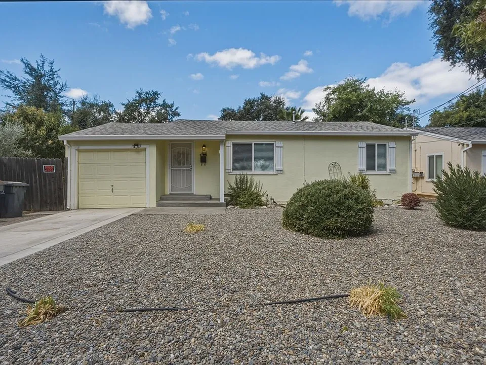 201 K St