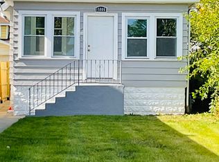 15806 Finch Ave, Harvey, IL 60426