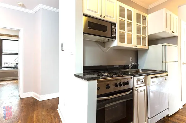 Rented by Centennial Properties NY | media 7