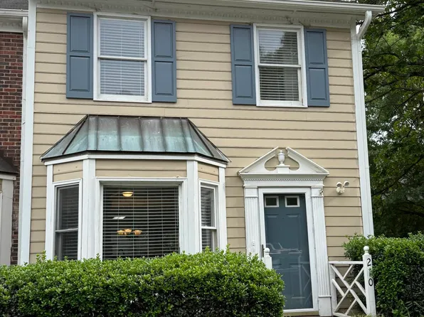 210 Standish Dr, Durham, NC 27705