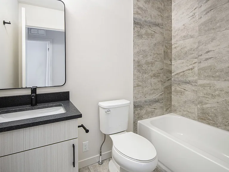 The Residences at Sakura Novi — Photo 37