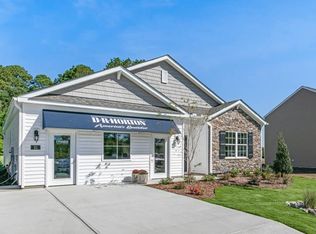 28 Moore Creek Dr, Fuquay Varina, NC 27526