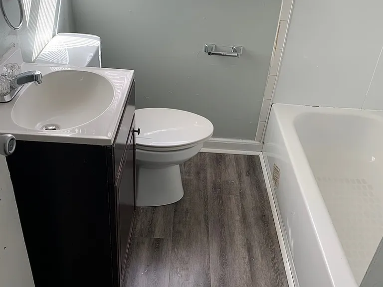 1106 Ellsworth Ave — Photo 12