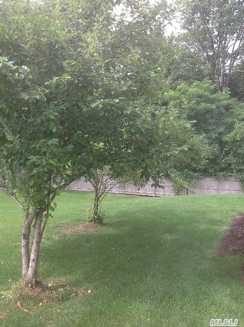 1st image of 22 Cranberry Cir