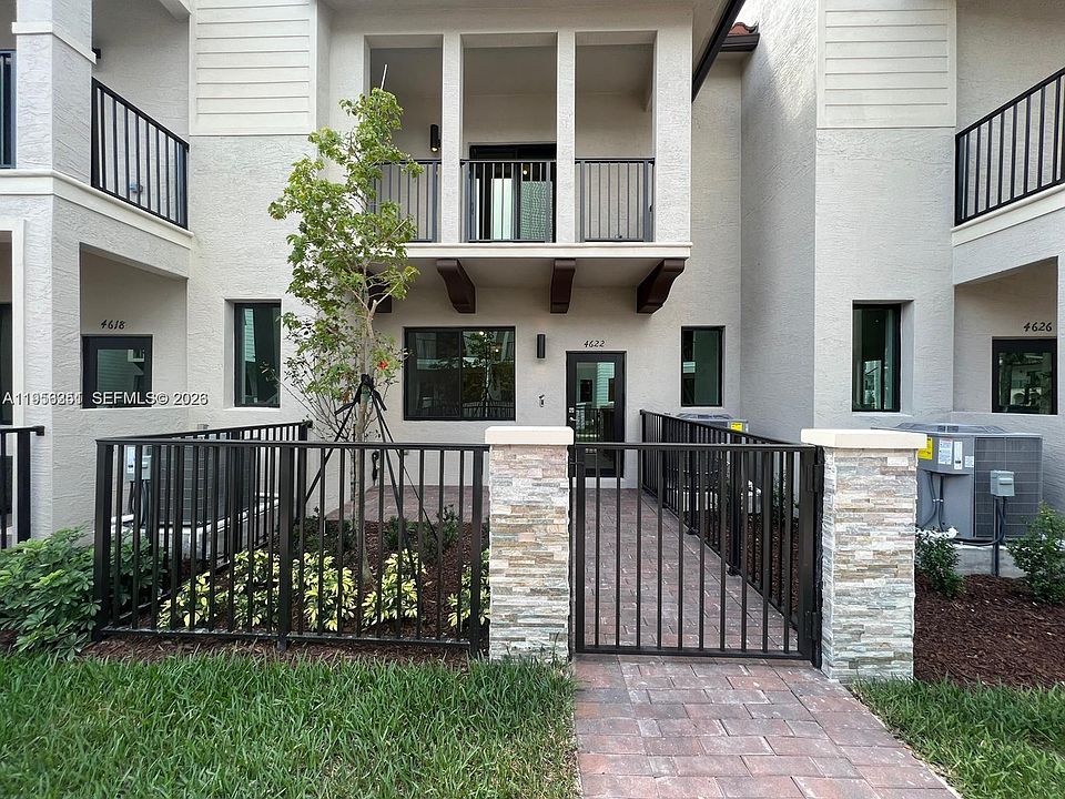 1st image of 4623 NW 83rd Pkwy #622