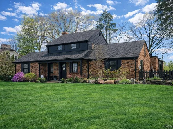 44451 Harmony Ln, Van Buren Township, MI 48111