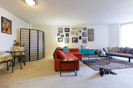 Full living room view 2