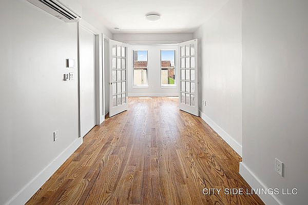 1st image of 996 Carroll St #1Z
