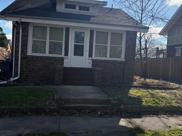 10 Berenz Pl, Bloomington, IL 61701