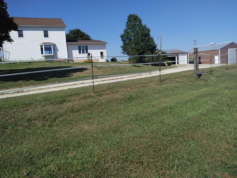 5 acres near Walnut, IL