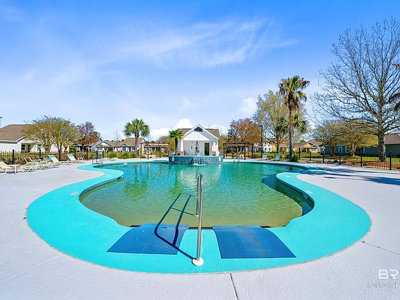 3rd image of 1229 Primrose Ln