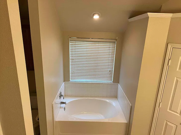 2808 Butterfly Dr — Photo 27