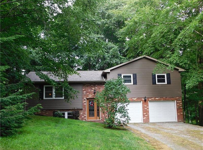 1st image of 111 Charleston Dr