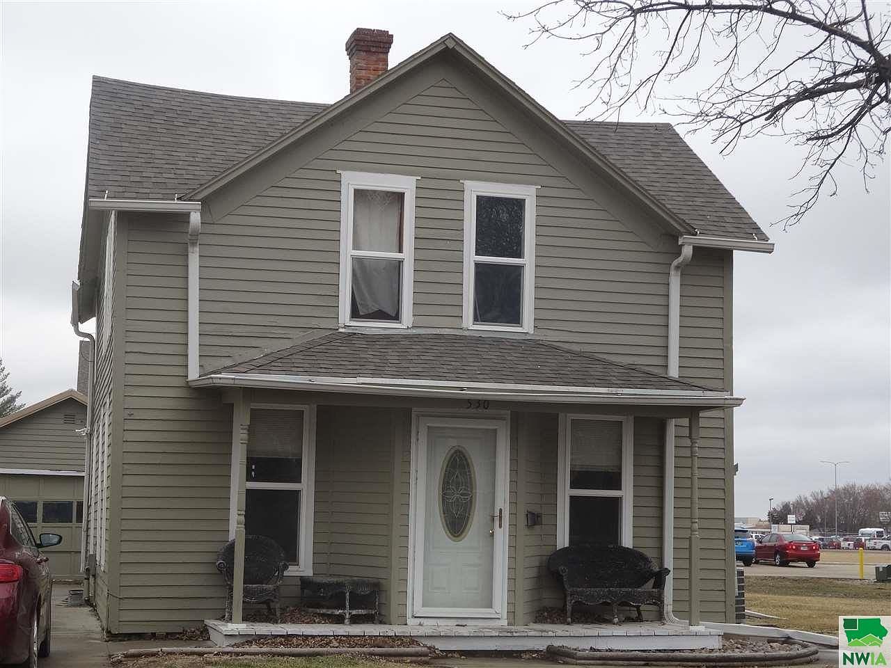 530 Cottage Ave, Vermillion, SD 57069 Zillow